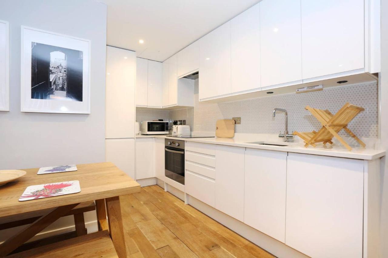אדינבורו Joivy Vibrant Home Near Calton Hill מראה חיצוני תמונה